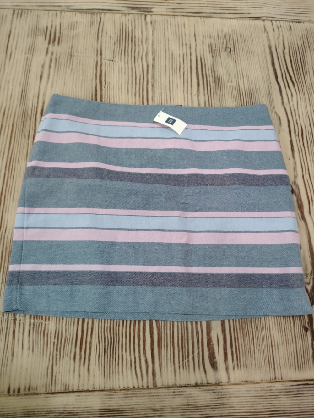 New Size 6 Gap Striped Fitted Mini Skirt in Blue and Pink